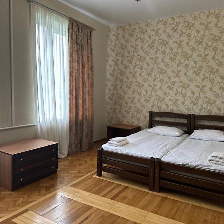 Dachi Inn Kazbegi Bagian luar foto