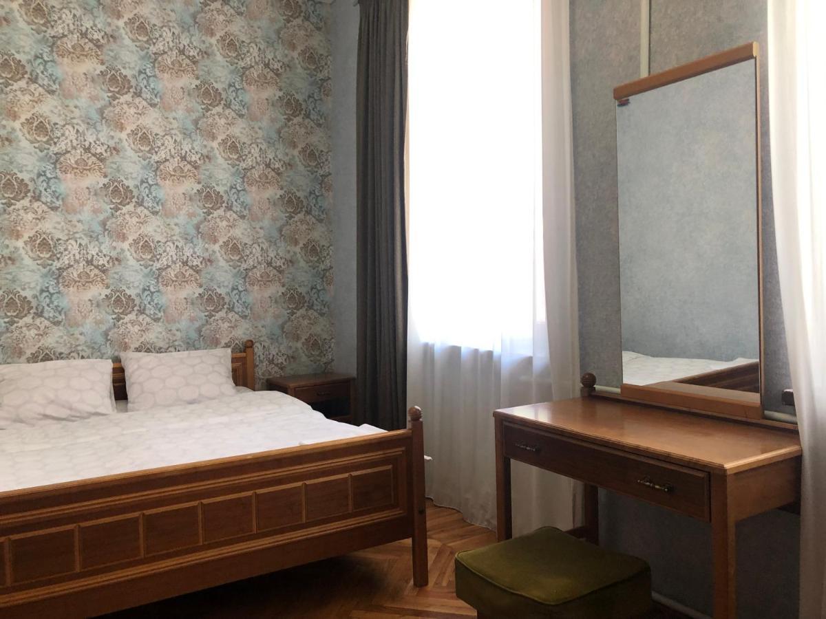Dachi Inn Kazbegi Bagian luar foto