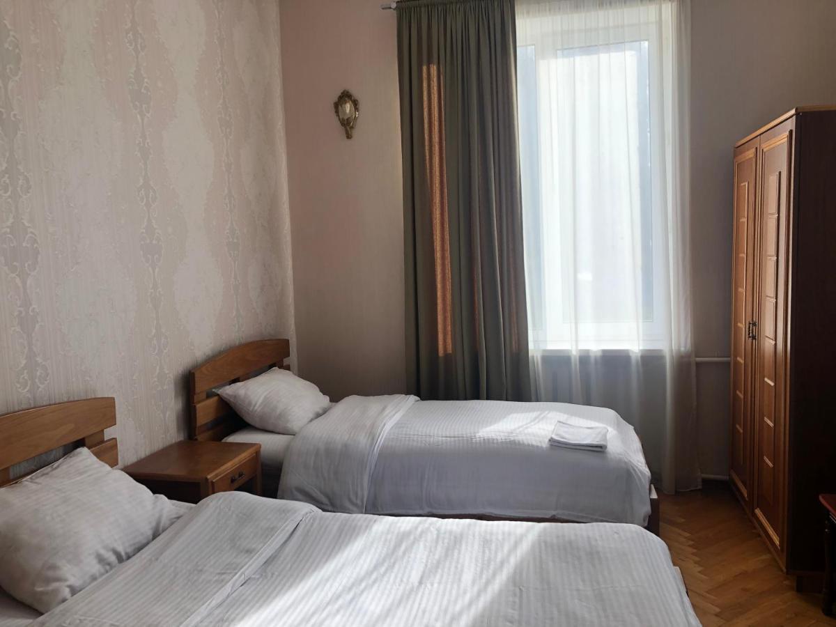 Dachi Inn Kazbegi Bagian luar foto